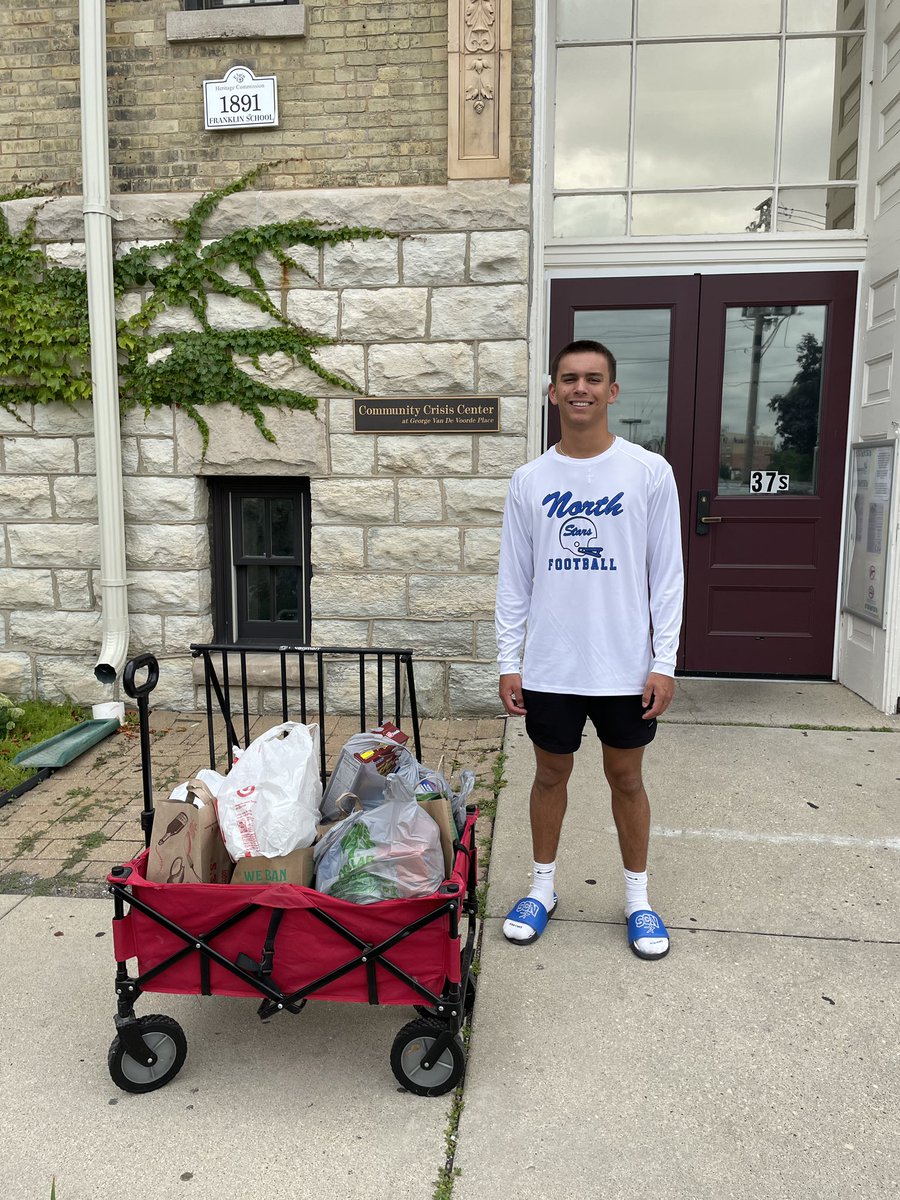 Daniel Escaro (@escaro_daniel) on Twitter photo The NFZ for their selfless service project held a pantry drive for the Gretchen S. Vapnar Community Crisis Center in Elgin. This is a nonprofit social services agency that provides services to families in Kane and cook county who are dealing with many challenges.
<a href="/SCNFBOFFICIAL/">Official North Star Football Account</a> The NFZ for their selfless service project held a pantry drive for the Gretchen S. Vapnar Community Crisis Center in Elgin. This is a nonprofit social services agency that provides services to families in Kane and cook county who are dealing with many challenges.
<a href="/SCNFBOFFICIAL/">Official North Star Football Account</a>