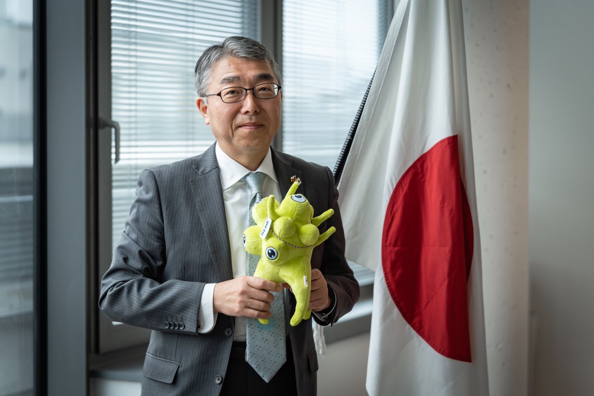 VietnamecZHane's tweet image. Zítra nás čeká let do Japonska. @prezidentpavel má napěchovaný program – @expo2025czechia, císař, ceremonie v Hirošimě a možná i jelínkové gangy. 🦌
Víc jsem si o tom popovídal s 🇯🇵 velvyslancem @NagaokaKansuke:
cnn.iprima.cz/velvyslanec-na…
Sem tam tu něco postnu. Na viděnou!✌️