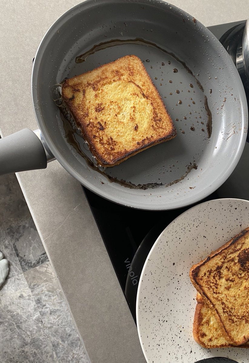 OGOPIFER's tweet image. French toas mmmmmm 😵‍💫😵‍💫🍞