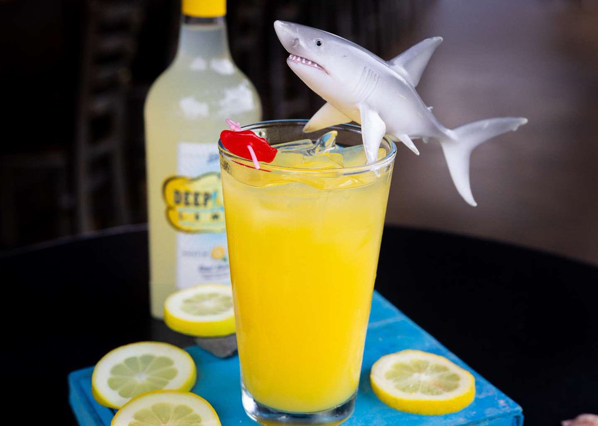 winkinglizard's tweet image. ๐ฆ Shark Week Starts TODAY! ๐ฆ
Weโre diving headfirst into Sunday Funday with a killer cocktail to celebrate: The Shark Lover ๐งก
๐ง Deep Eddy Lemon Vodka
๐ Orange Juice
๐ Lime Juice
๐ฏ Simple Syrup
๐ฆ Shark prop not included โ the only thing you'll be attacked by is flavor!