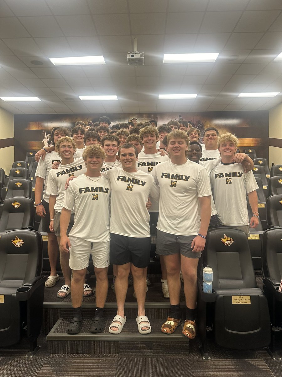 When we said FAMILY we meant it! We came to camp a team but left a FAMILY. Couldn’t be more proud of these guys after a hugely impressive camp! The yellow jackets are ready to roll! #SWARM