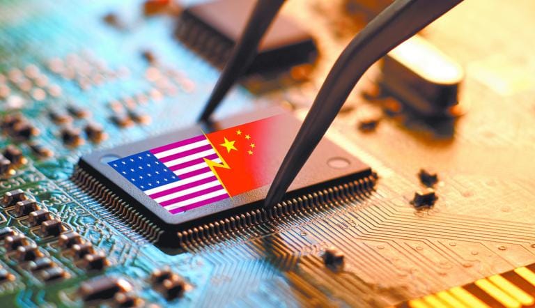 adrianaia_'s tweet image. 🛎️ Por si te lo perdiste…
📢 Esta semana en Código YI:
💻 En El Chip Maestro: CHINA YA NO SOLO COMPITE, ¡LIDERA! Descubre cómo el gigante asiático ha dejado atrás su rol de imitador para convertirse en el rey de la tecnología global. Automóviles eléctricos, IA sin límites y…