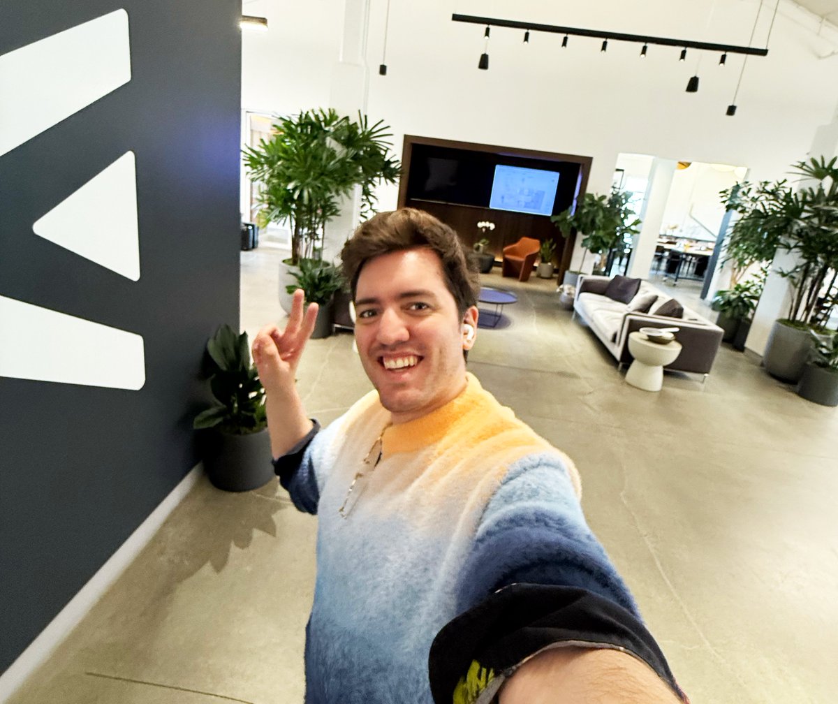 Landed and back to shipping at <a href="/fdotinc/">Founders Inc</a>. No time to waste! 😏