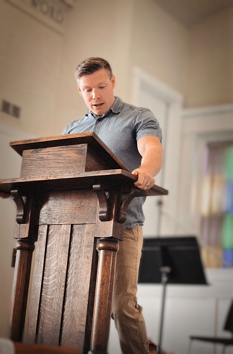 WesleyLHuff's tweet image. Had the pleasure and opportunity to preach this morning at my home church.
Happy Lord’s Day.