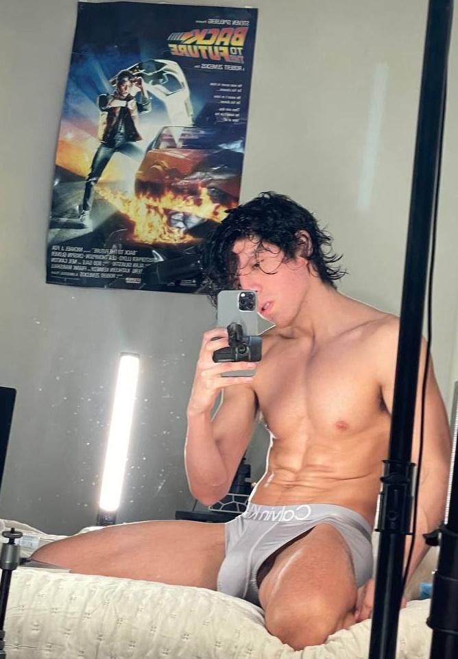 #ChicosDeLaRed 🕸️ 🌈 (@chicosderedes) on Twitter photo 