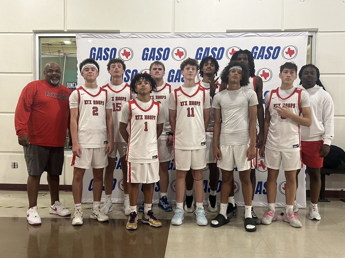 rtxhoops's tweet image. The FAMILY went 2-1 competing in the @TexasHoopsGASO  Summer Finale! We left it all there! Another solid event @GASOMass @GASOBlue @GASOLyndon  Thank you and hurry back!