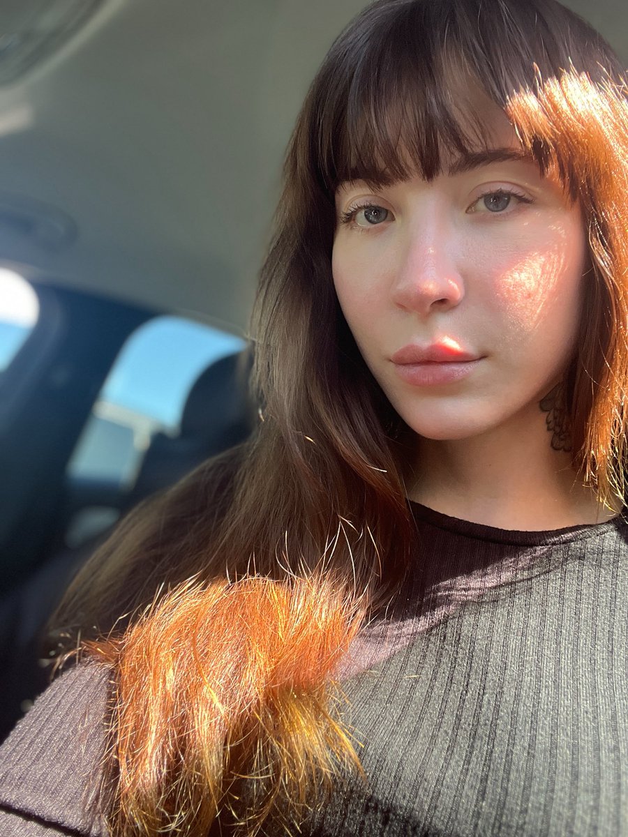 Charlotte (@gothcharlotte) on Twitter photo 