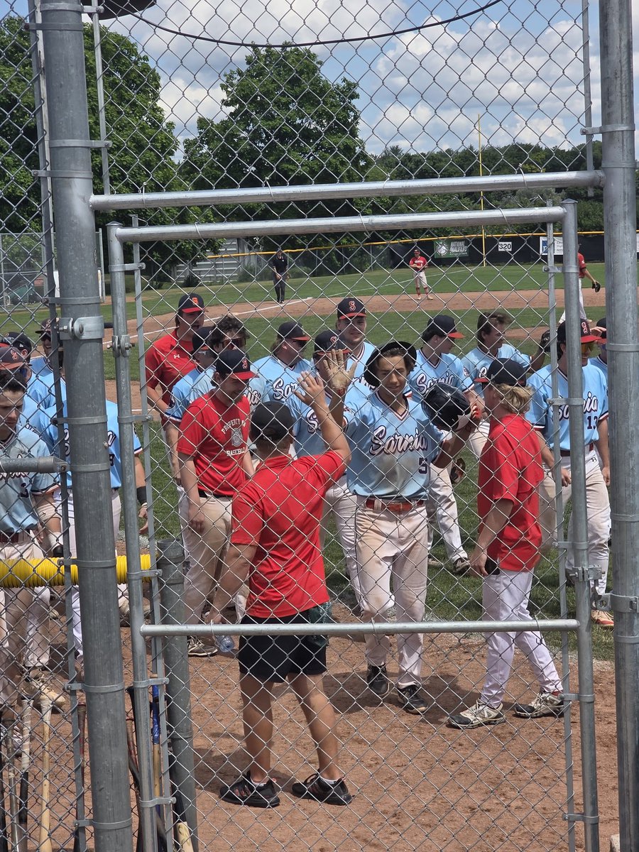 Jack Helps Bomb! Its 2-0 Sarnia after two complete here in Kitchener. ⚔️
