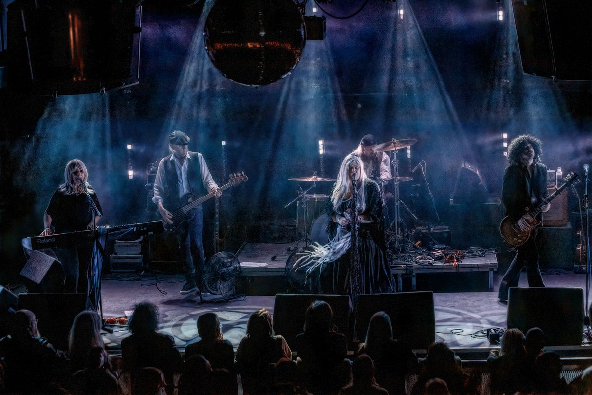 RiverfrontArts's tweet image. Show announcement: Fleetwood Bac πΆ
FLEETWOOD BAC are the UKβs first and best Fleetwood Mac Tribute Band, the only Mac tribute to authentically replicate the classic 'Rumours' line-up.
π Fri 10 April at 7:30pm
ποΈ Secure your tickets here: buff.ly/fIkSoSd
