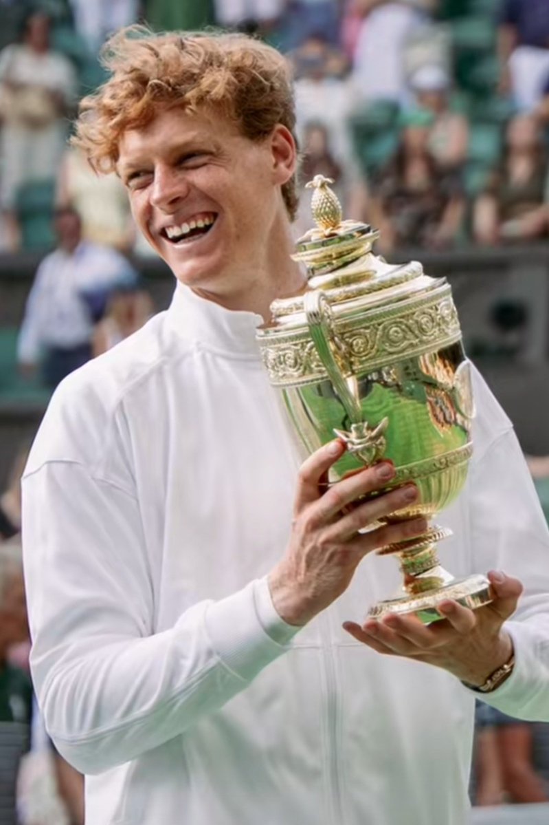 LadyEsme5's tweet image. Wimbledon 🌿
13.07.2025 🏆
Hai inciso il tuo nome nella storia.
#Sinner