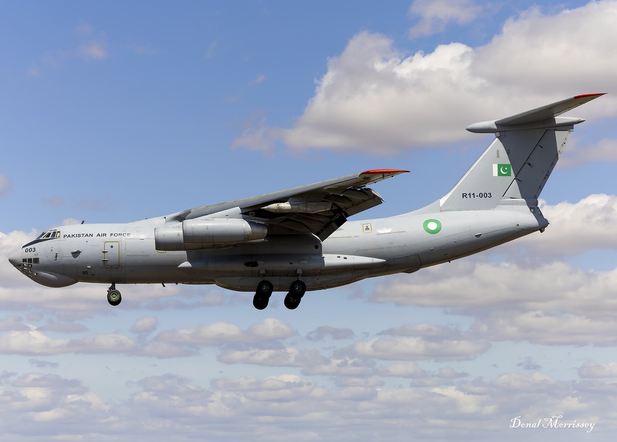 birrlad's tweet image. Pakistan Air Force IL-78MP Midas R11-003 arriving @RafFairford for RAIT 2025.
#avgeek #aviation #airforce #military #ilyushin #RIAT2025 #airshow #realaircraft #Pakistan #planespotting
