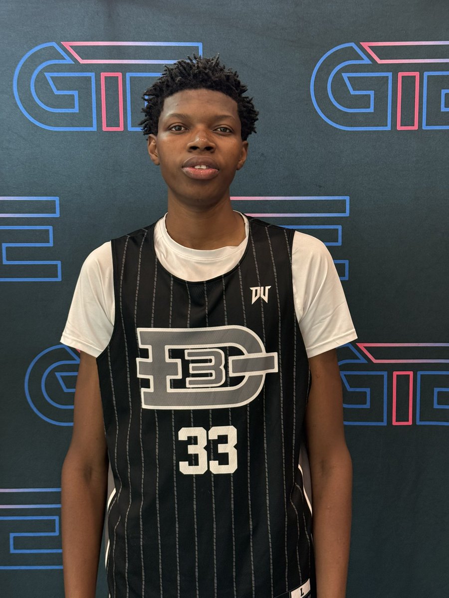 gteusabb's tweet image. Nathan Moussa
Calvary Baptist 
C/O 2027 

Nathan has become more dominant as a shot blocker, playing close to the rim and securing easy baskets. He’s also more comfortable being out on the perimeter, hitting 3s and defending guards. 

-Coach Mike Clue