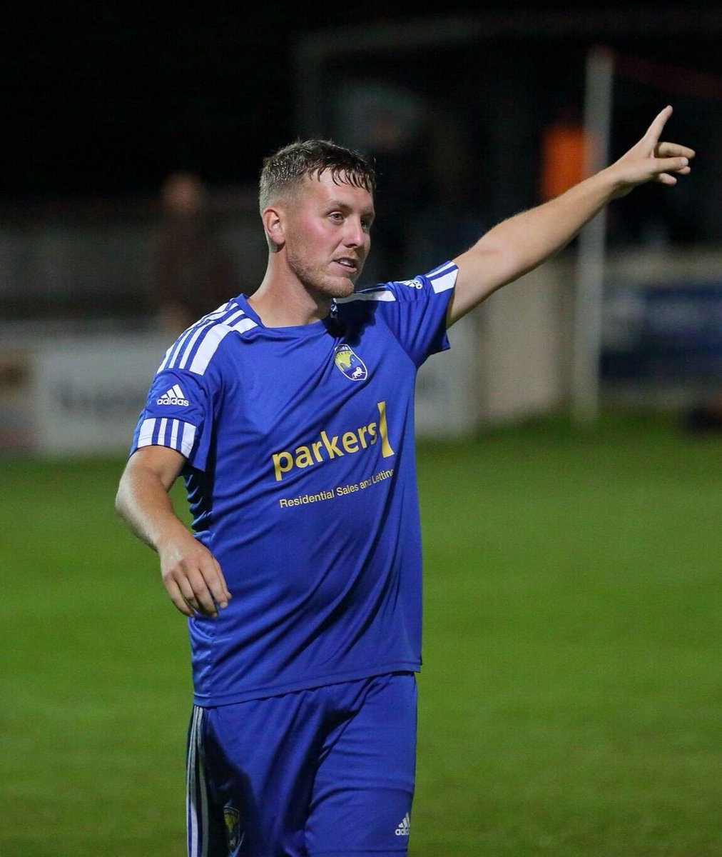 ReadingCityFC's tweet image. 🙋♂️ Hands up if your excited to see @EddieLazza in 🔵 & ⚪ again next season!!
𝗦𝗲𝗮𝘀𝗼𝗻 𝟲 𝗜𝗻𝗰𝗼𝗺𝗶𝗻𝗴 ⏳
#ThePrideOfReading 🦁