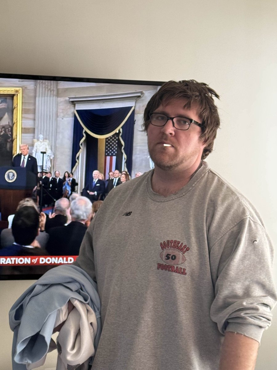 5PM-8PM ET - Quest 64?
Hard Drive editor <a href="/RealMFresh/">Matt</a> and down on his luck man he found at the bus station, <a href="/thatCoffman/">Nick Coffman</a> close out the main event. I heard they're playing <a href="/Quest64Official/">Quest 64 Official</a>, but I could be wrong.