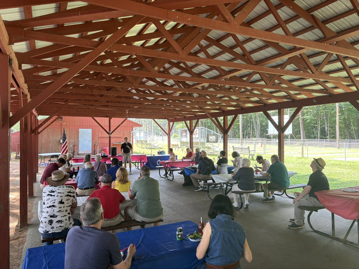 CCRCNH's tweet image. It was a pleasure to have @Davis_Miller17 as our esteemed guest speaker at the recent Keene City Republican Picnic. #NHPolitics