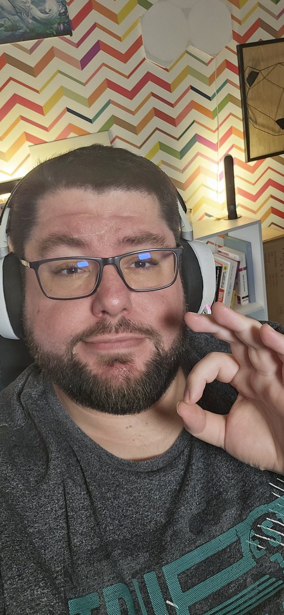 Kaelyscius tweet media