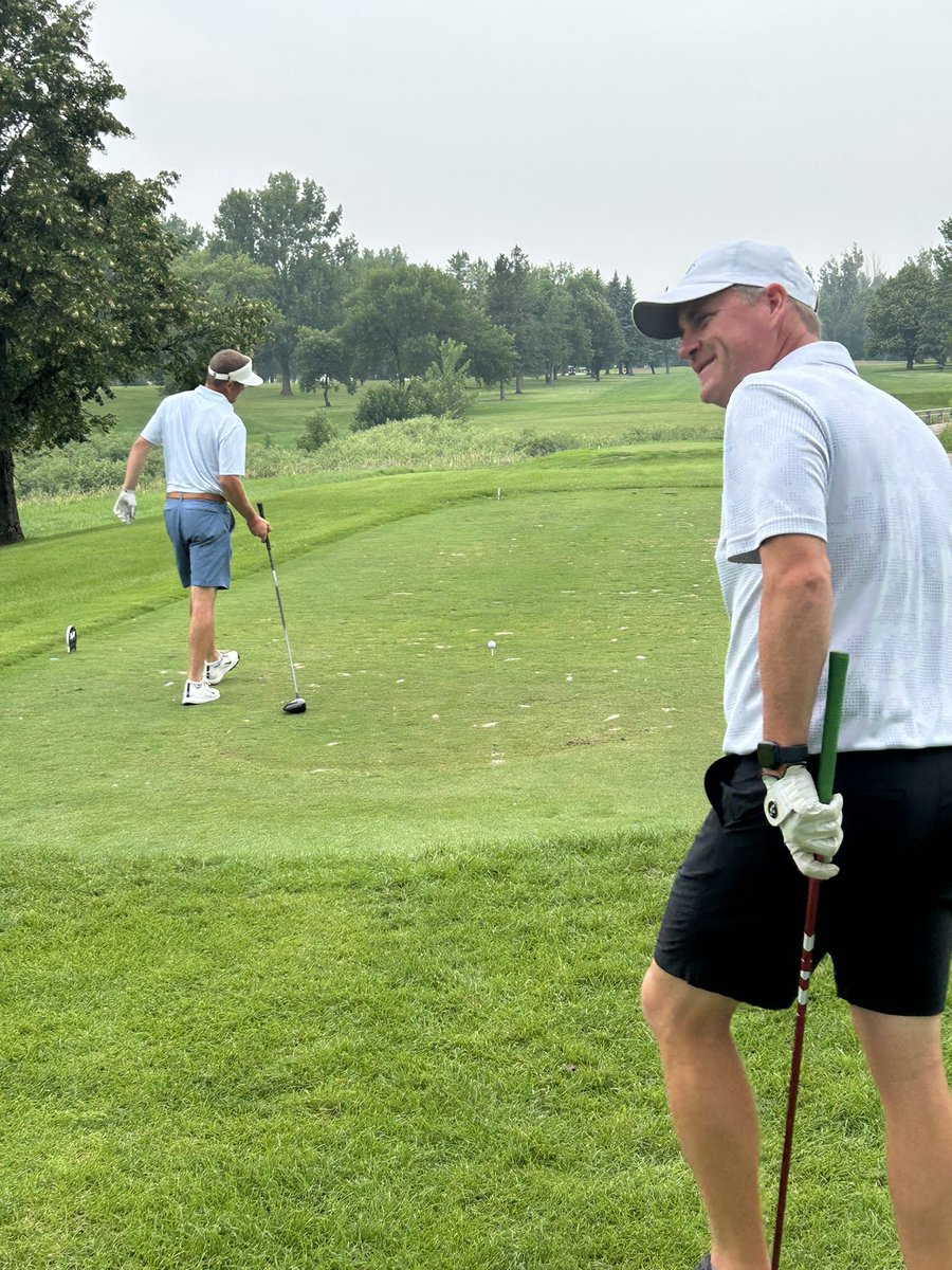 GF Country Club tweet media