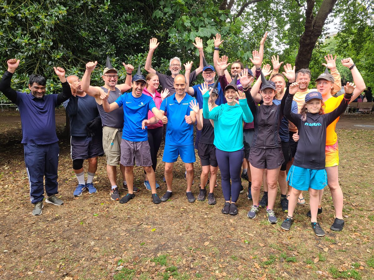 shsrbk's tweet photo. Our Staff Dragonboating team had an absolute blast today with @kcahtweets at the Kingston Dragonboating event..! Also, 58.84 seconds was a decent time..!!! @davidmorganart @AlalHaque @niallsmith1970 @pesport_SHS https://t.co/XeWKYKlFY4