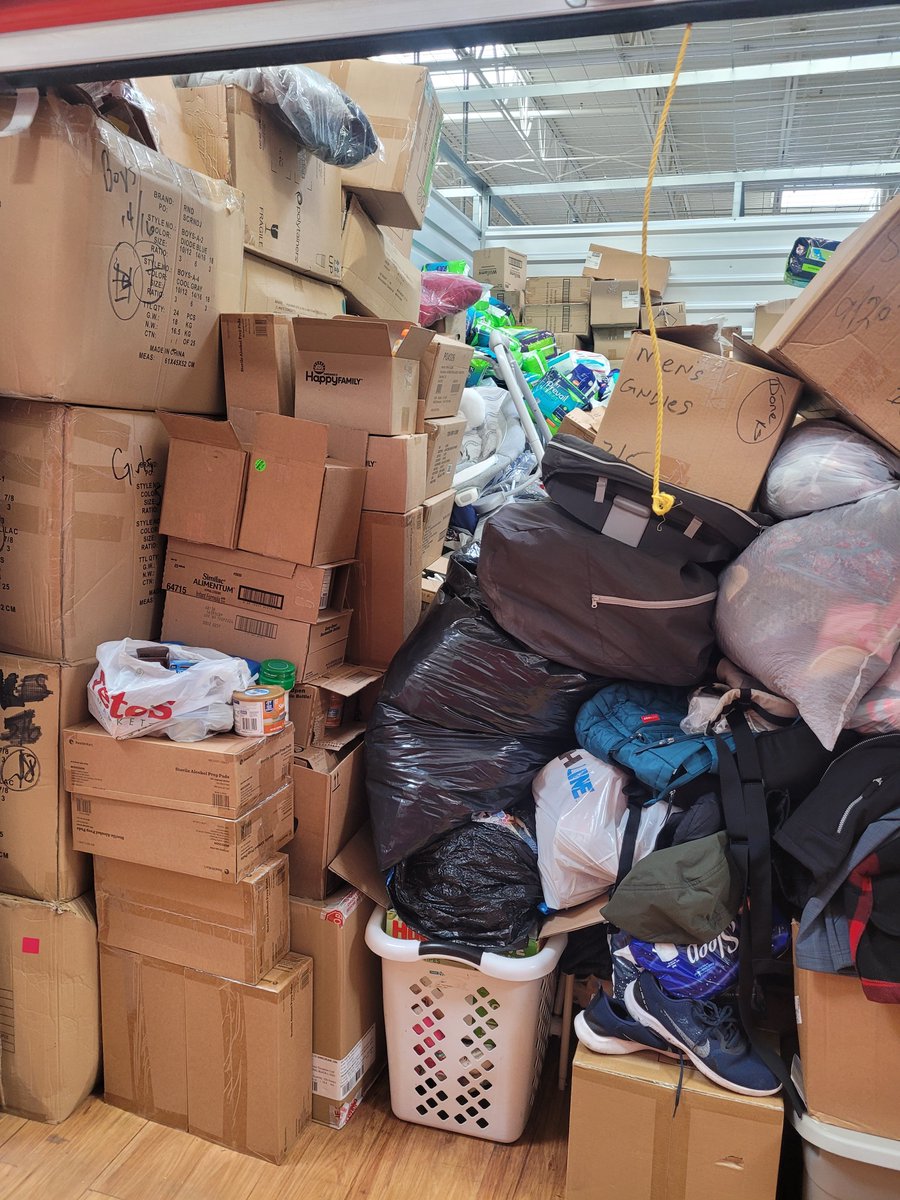 101Arms's tweet photo. 📦 URGENT: KHI &amp; OA101 need donated warehouse space in Homewood/South Holland, IL for storage &amp; packaging of diapers, baby items, bras, socks &amp; more. Can you help or share?
📧 info@kabodhouse.org | info@openarms101.org
#WarehouseNeeded #Nonprofit https://t.co/aWZ4tbN5W3