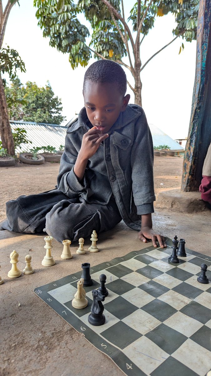 passiondri46592's tweet photo. Today we don't just play, we celebrate every checkmate every learning moment and every dream. 

We joined the rest of the world making international chess day. 

Happy world chess day from passion driven chess club. https://t.co/M4AQiuVsSS