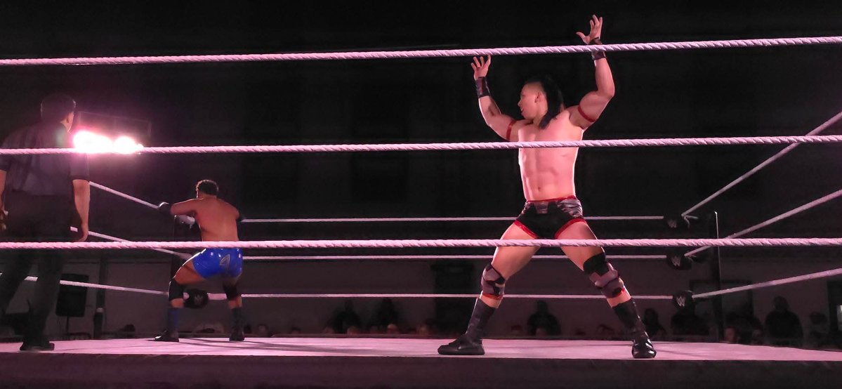 CarlosStoneking's tweet image. #nxttampa #wwenxt @DanteChenWWE @The_AnthonyLuke Set the tone is the description of this match. Two super talented athletes in an amazingly entertaining match. #Chenup #CheNXT #takeitontheChen