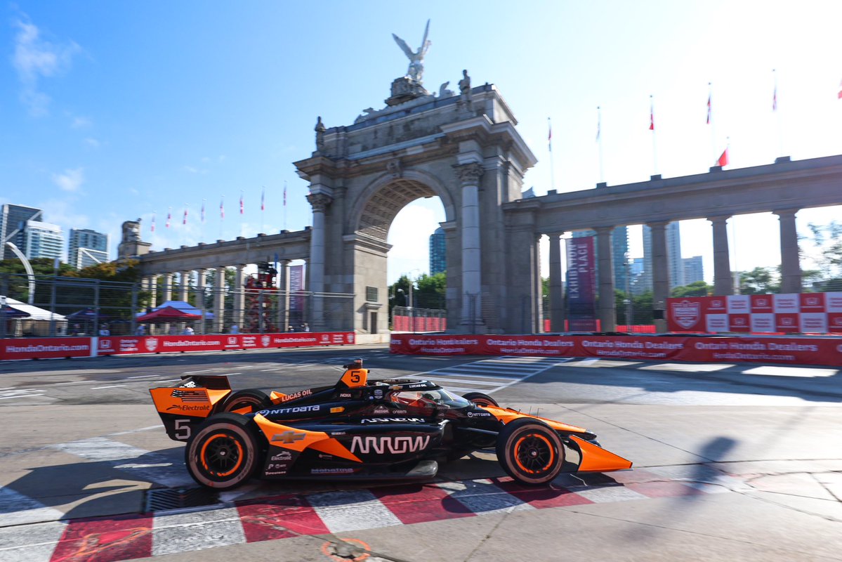 detroitgp's tweet image. Huge congrats to @PatricioOWard and @TeamChevy on a masterclass drive to victory at @HondaIndy — marking Pato's 9th career @IndyCar win and the second win of 2025 for the 2021 #DetroitGP champ!
#WeDriveDetroit // #indyTO // #INDYCAR