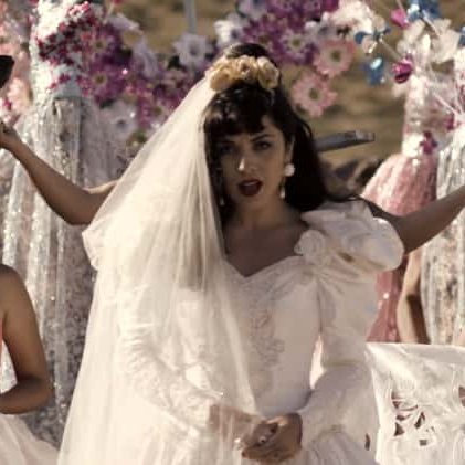 LaferteCharts's tweet image. “Tu Falta De Querer” (716M) de Mon Laferte es ahora la 9na canción más escuchada en español en Spotify por una artista femenina solista superando a “Envolver” (715.9M) de Anitta.