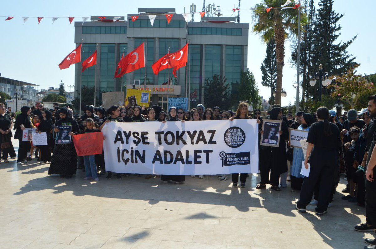 kcdplatformu's tweet image. 📍Hatay
Reyhanlı halkıyla birlikte #AyşeTokyaz için yürüdük.
Adalet sağlanana kadar mücadeleye devam edeceğiz.
Sen de katıl 👇
kadincinayetlerinidurduracagiz.net/bize-katilin