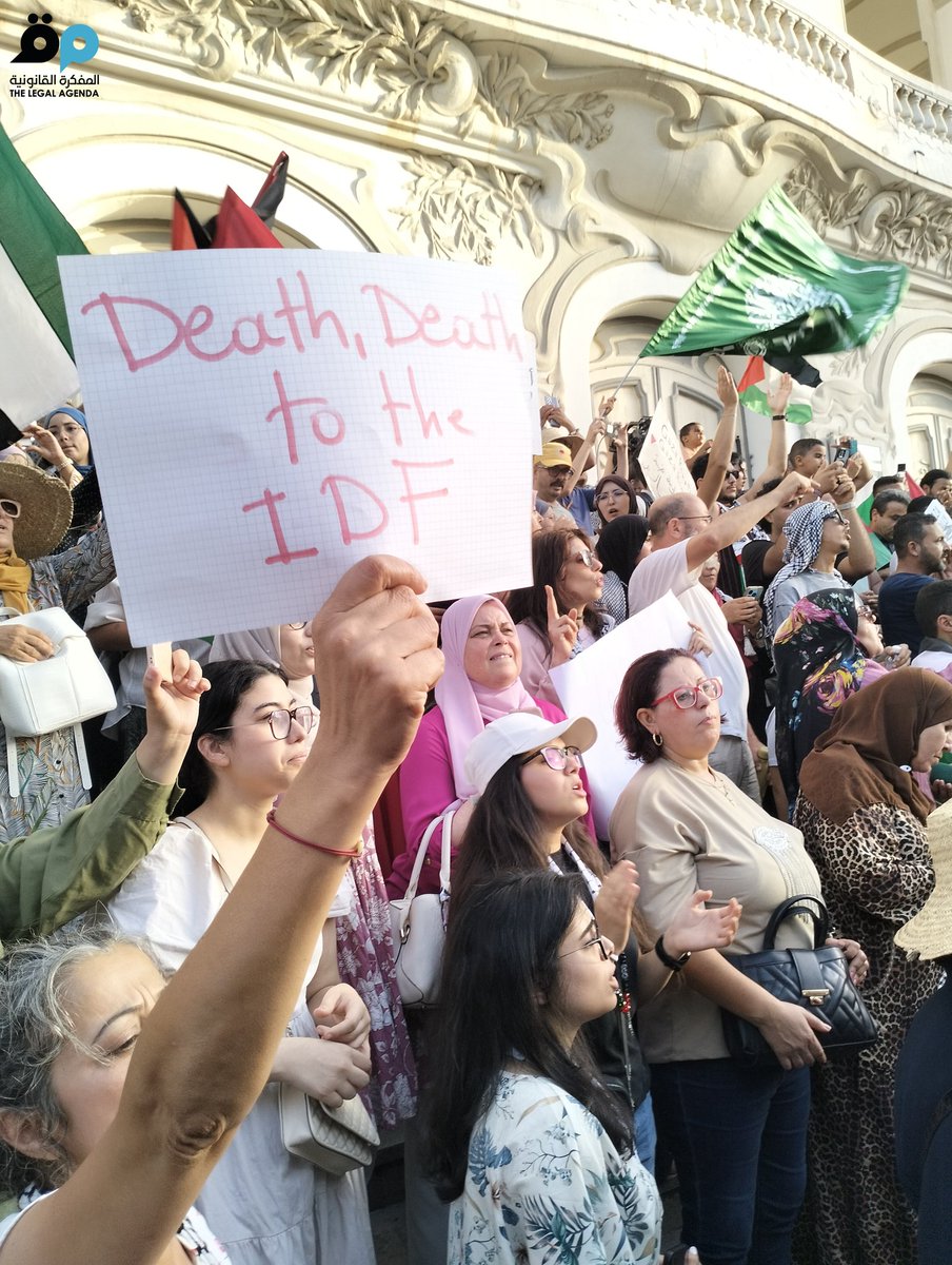 Legal_Agenda_TN's tweet image. انتظمت اليوم الأحد 20 جويلية مسيرة غاضبة، انطلقت من ساحة الباساج وصولا إلى المسرح البلدي، احتجاجا على سياسة التجويع والحصار الممنهج الذي يمارسه الاحتلال على قطاع غزة منذ أكثر من 650 يوما
صور: المفكرة القانونية - تونس Legal Agenda - Tunis