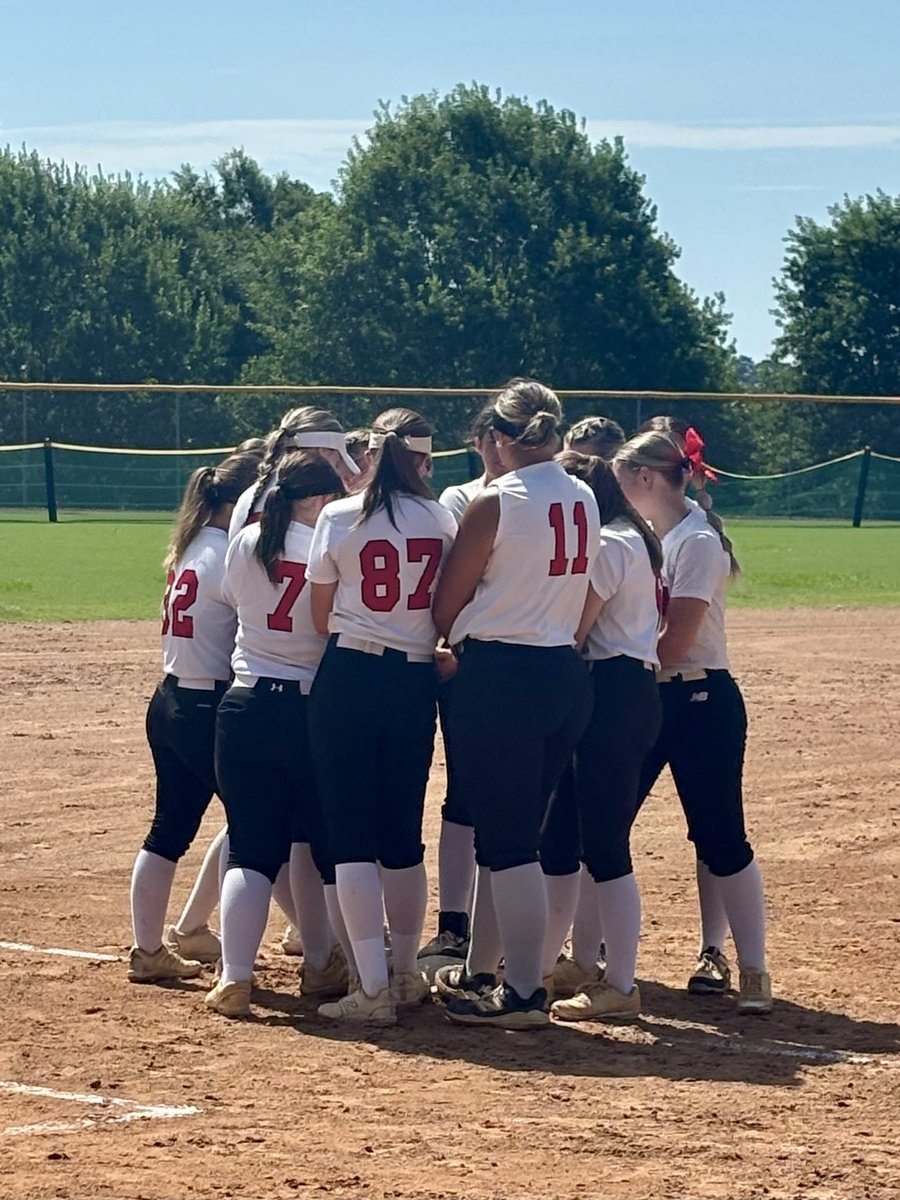 CF Love went 2-2 against some great competition this wkd at the Gate City Showcase. After leading 4-0 in G3, several defensive errors gave away the W. Offensively, the team batted .324 &amp; pitchers with a WHIP of 1.269. Back to the field to make some small tweaks. #flameson3