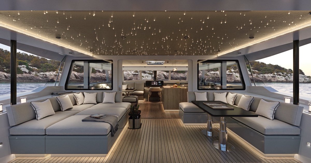 Aft cockpit, reimagined. The EVO-60 blends performance with elegance — featuring seamless flow, wraparound seating, and a starlit ceiling for day-to-night living.

Explore the full project:
dutoityachtdesign.co.za/Projects/evo-6…