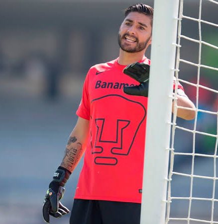 CarlitosCU_'s tweet image. Porteros de Pumas que han sido mejores que Rodrigo Parra: