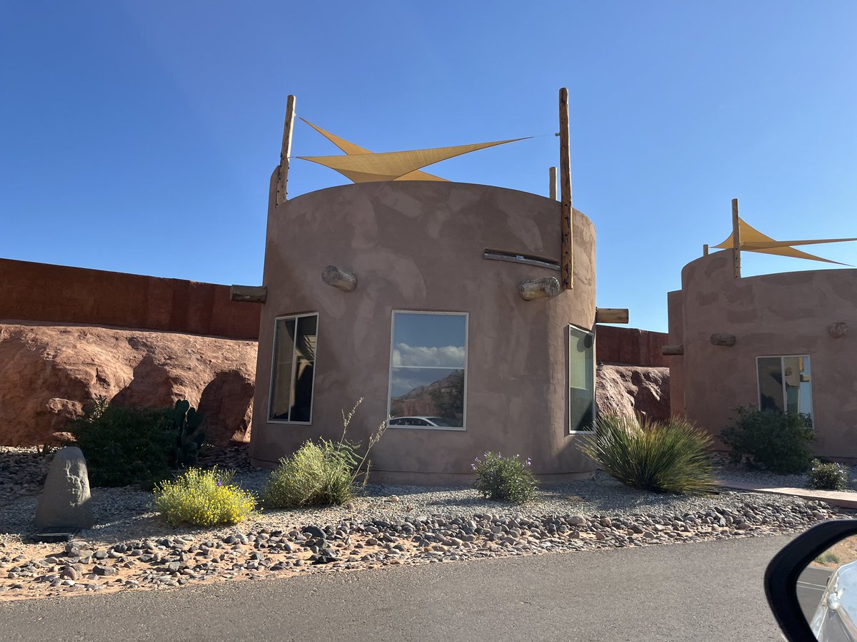 acquisizioni's tweet image. Saw a sign for “Elevated Glamping and RV Park” on the way to the airport today and had to stop. Lodging options consist of:
- “luxury teepee”
- “cliff dwelling”
- covered wagon
Wonder if they are turning a profit.