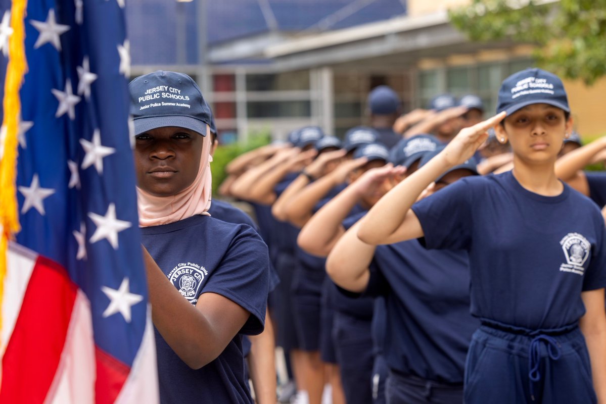 JerseyCity's tweet image. Congratulations to the 32 recruits from the Jersey City Jr Police Academy on their graduation. The 3 week summer program, run in partnership with the JC Board of Education S.P.A.R.K.S Initiative, gives students a chance to learn first hand about law enforcement from JCPD officers