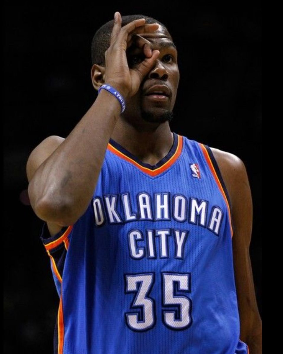 geekstaratskeeg's tweet image. call the blunt kd , art and ref