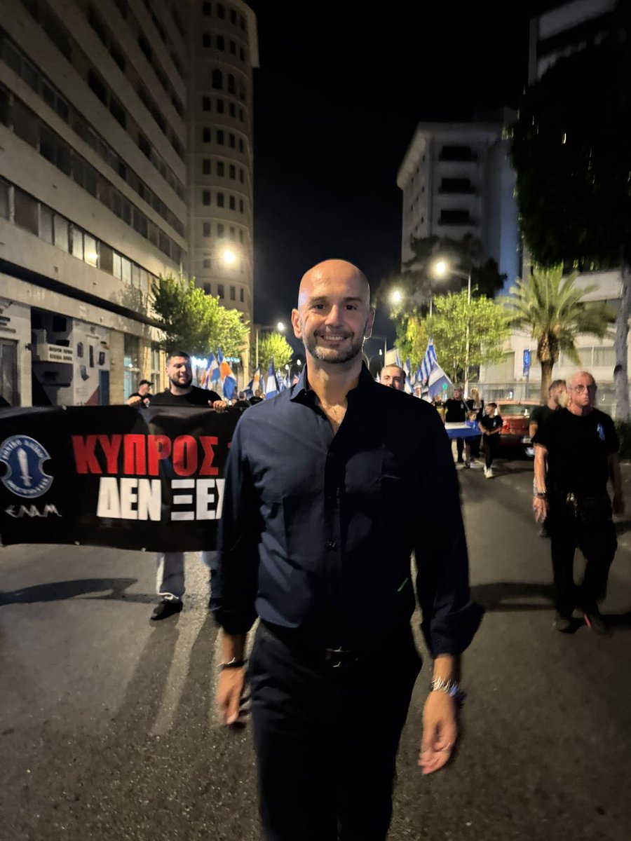NProcaccini's tweet image. Da 51 anni c’è una nazione europea occupata illegalmente. 
Si chiama #Cipro e questa sera sono con la sua gente per chiedere libertà e giustizia.