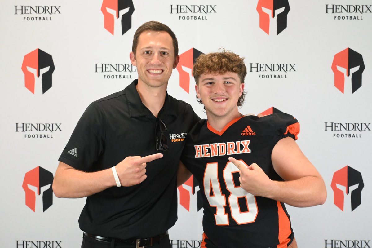 wyattedwardsLS's tweet photo. After a great visit and conversations with @CoachDoerrHDX and @NotCoachBuck, I’m excited to receive an offer from @HendrixFootball! I had a great time, and I’m looking forward to coming back in the fall! #WeAreWarriors
@RussHeidiSLC
@GreenwoodFball
@SpecialTeamsU
@TheChrisRubio https://t.co/Bi7WOQm8Oe