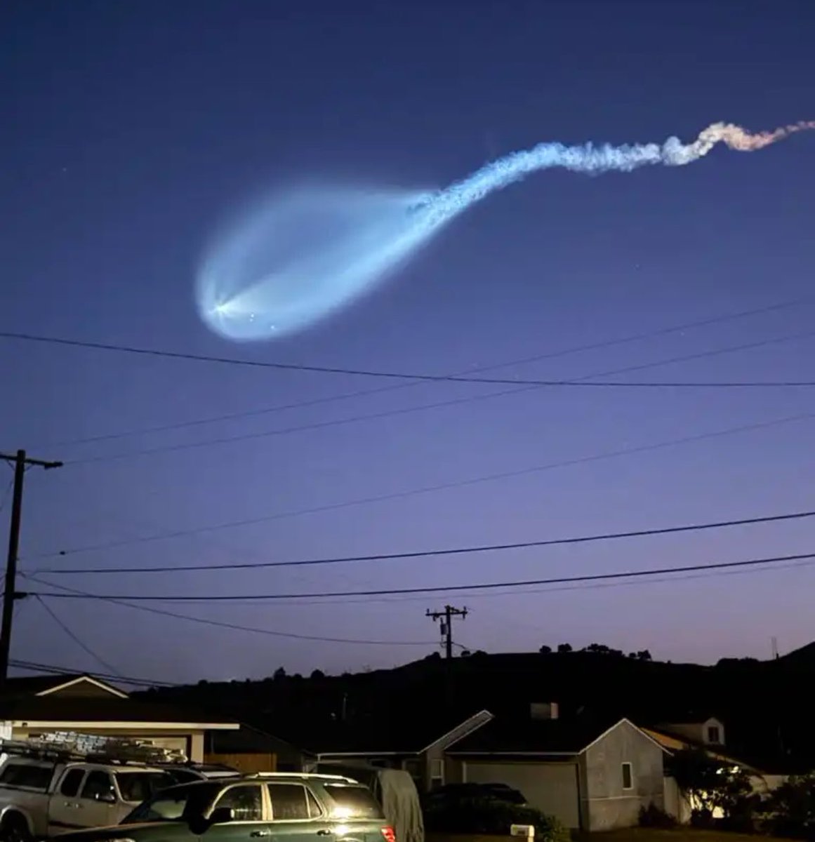 TheLoris2's tweet image. I live near one of Musk’s launch pads. His giant penis rocket made a cosmic sperm .