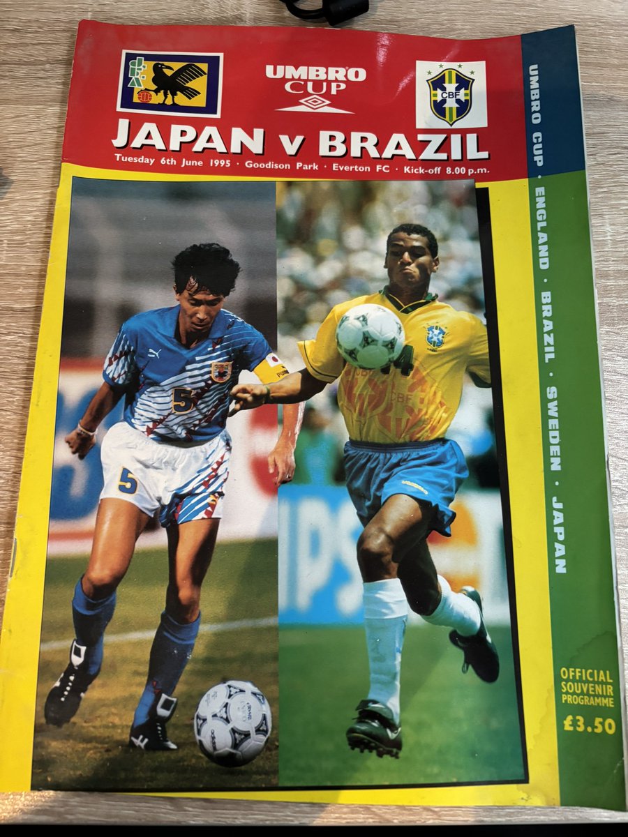 TrickorTweet0's tweet image. Some of the programmes added to @EvertonHeritage eBay tonight. Japan v Brazil at Goodison, EFC v Barcelona legends, Celtic for Big Nev’s testimonial and Monchengladbach for 100 years of Goodison Park ebay.us/m/vaWSPf