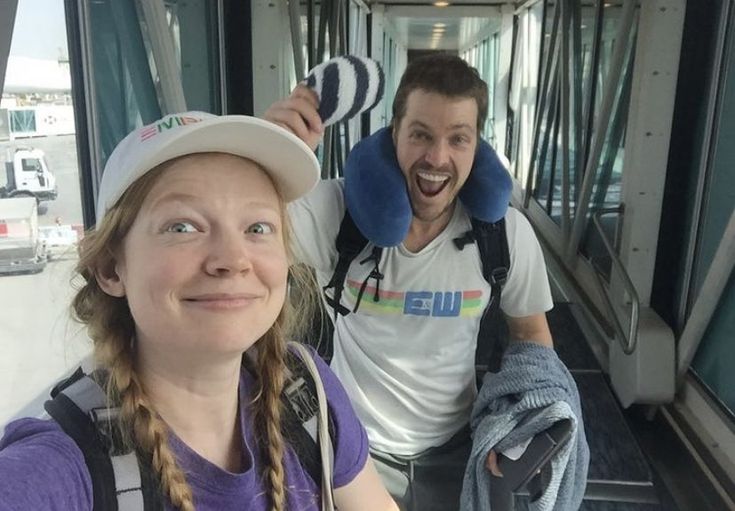 justnotclining's tweet image. Sarah snook braids and a baseball cap come home the kids miss you