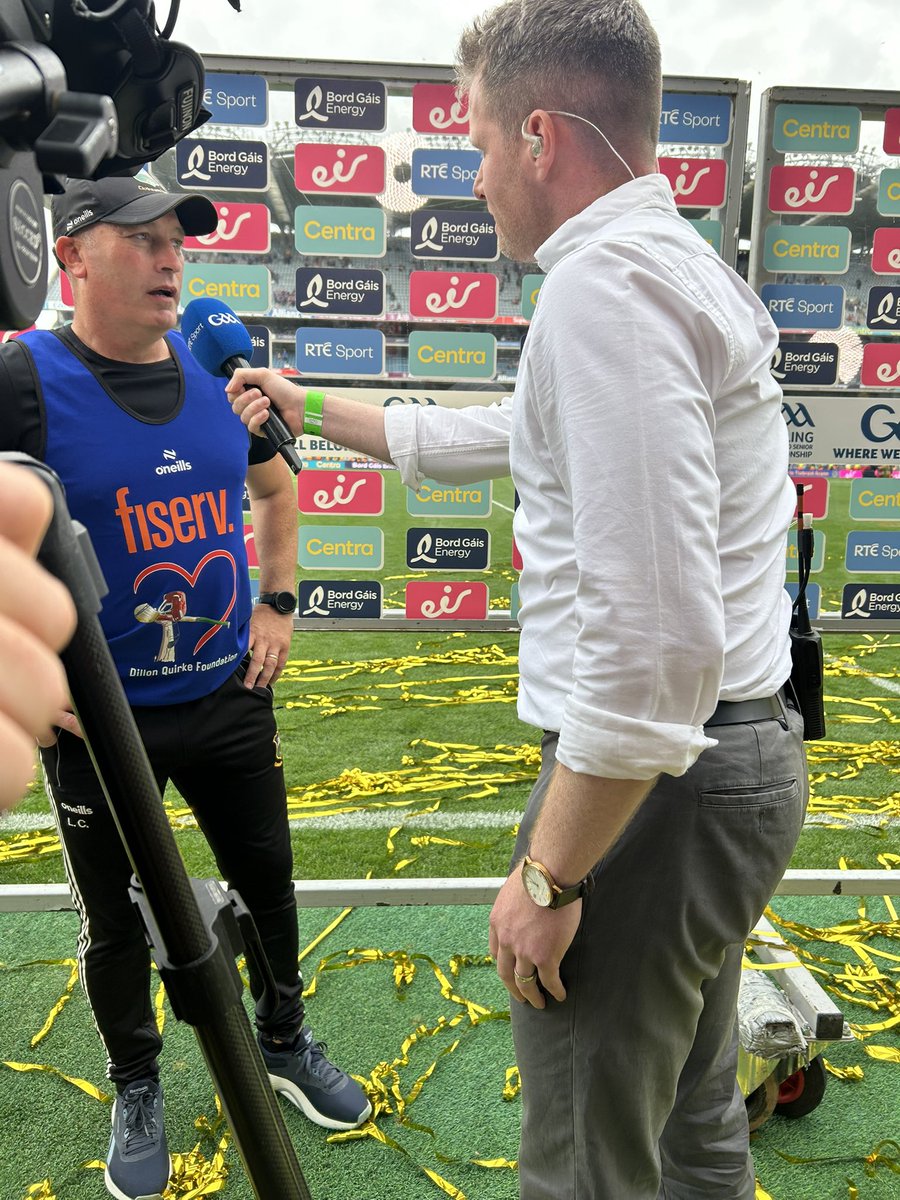RNF36's tweet image. Comhghairdeas @officialtipperarygaa
Is pribhléid atá ann an deis a fháil le hoibriú i @CrokePark ar na laethanta móra & laochra spóirt ár linne a chur faoi agallamh.
Back on radio commentary next Sunday for the big one @RTERnaG
A busy week ahead. Ag súil go mór leis.