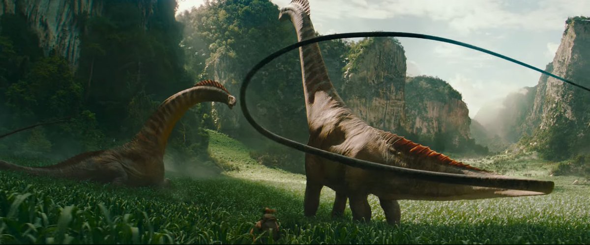 HeraklesCithare's tweet image. Après la déception qu’a été Superman, j’ai passé un bon moment devant ce Jurassic World: Renaissance, qui, malgré ses défauts, demeure bien plus divertissant que l’insipide Dominion.
On retrouve la patte caractéristique de Gareth Edwards dans les jeux d’échelles et de…