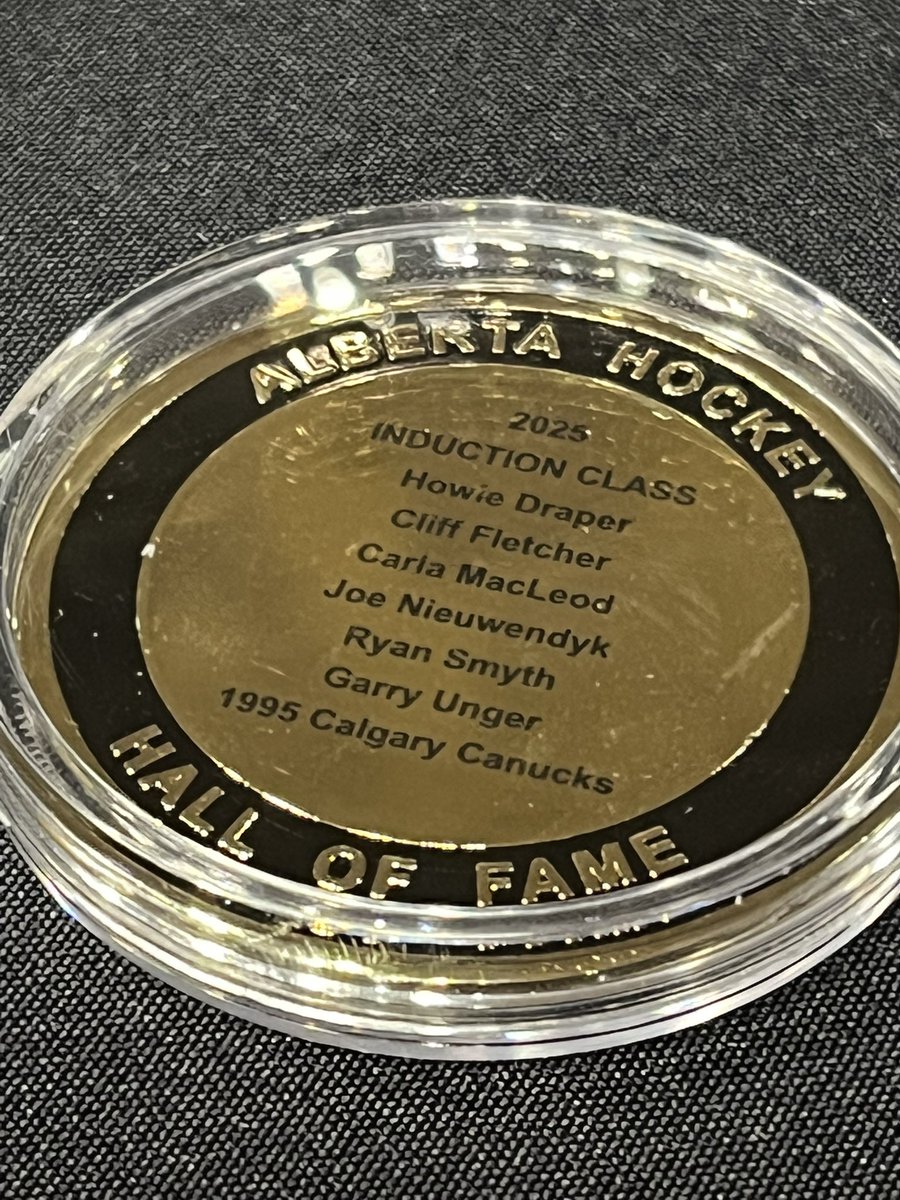 Fresh batch of “Hall of Famers”
1995 Calgary Canucks. 
What a night. Proud to be part of the group. 
<a href="/TheAJHL/">TheAJHL</a> <a href="/Calgary_Canucks/">Calgary Canucks</a> 
#hockeyalberta #CalgaryCanucks
#HockeyCanada