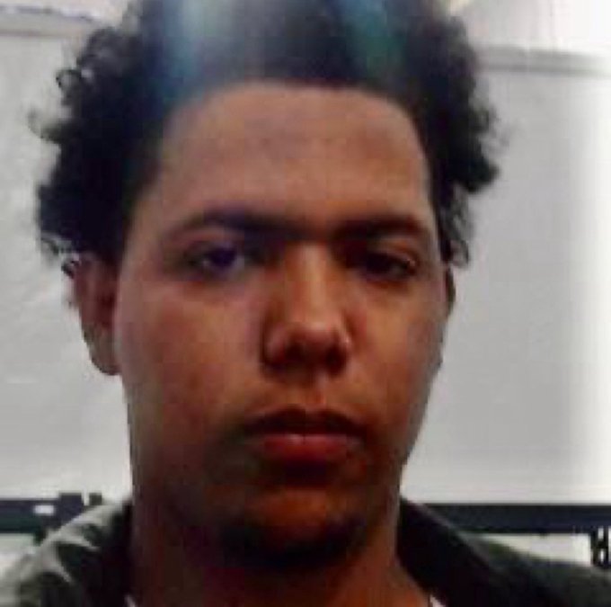 ChuckCallesto's tweet image. JUST IN: Illegal Alien Miguel Francisco Mora Nunez has been ARRESTED for SHOOTING a border patrol agent in the face last night in NYC
He was released into the United States by the Biden Administration and had an active Kidnapping warrant out in Massachusetts. The second suspect…