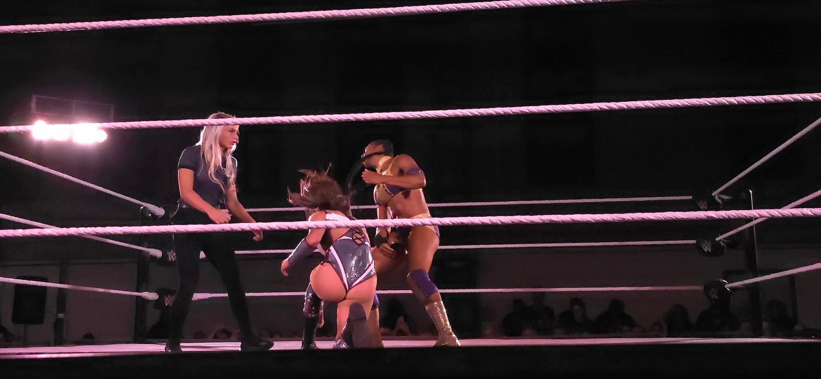 CarlosStoneking's tweet image. #nxttampa #WWENXT @kendalgreywwe the future is here Kendal is smooth as butter in the ring. The Sky is the limit