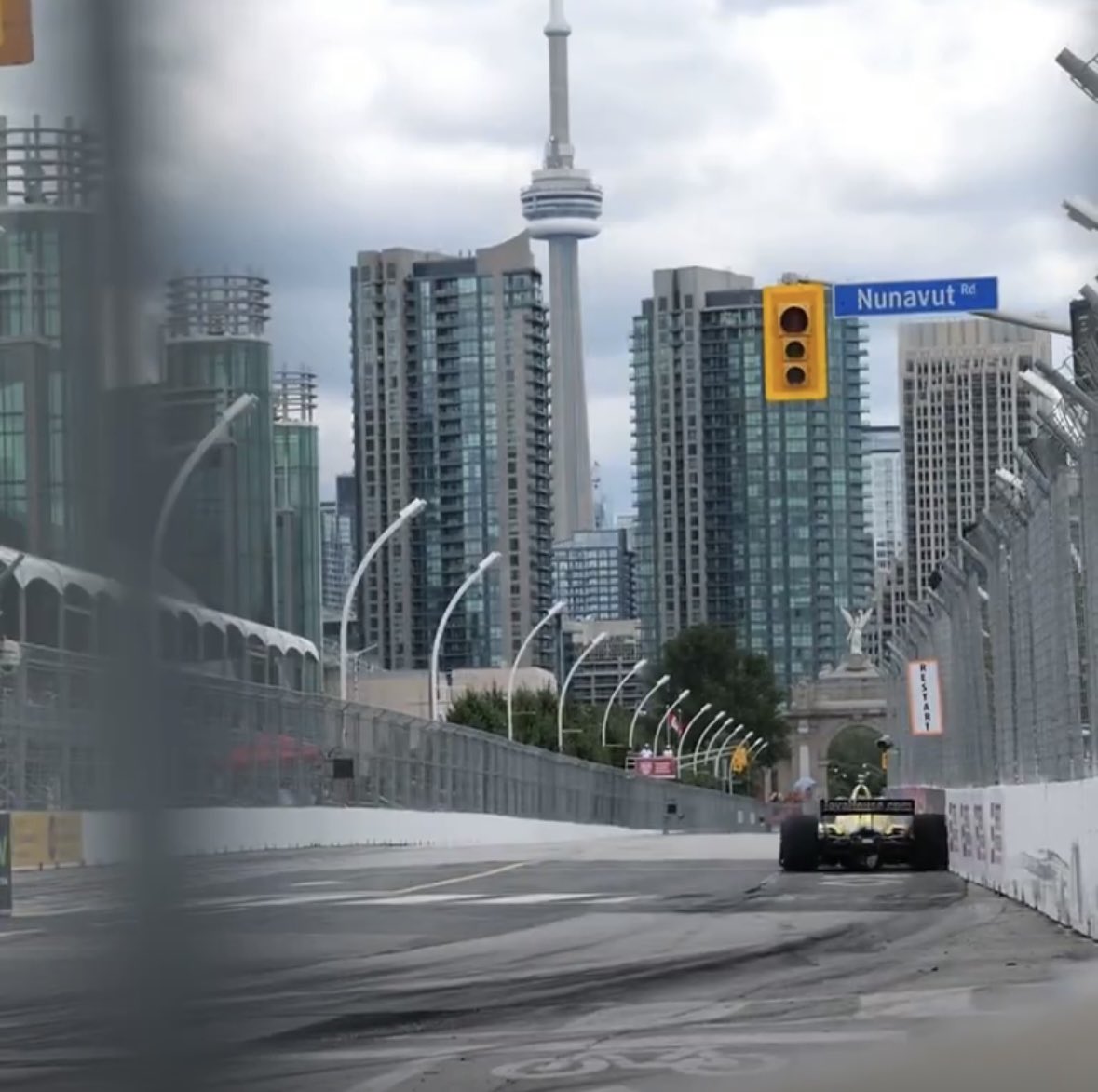 AlexanderRossi's tweet image. 😫😫 Feel terrible for everyone at @ECRIndy. Just a brutal weekend all around. On to Laguna…
