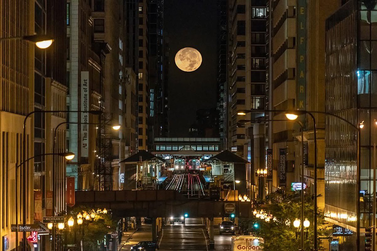 Today is Moon Day  #chicago
