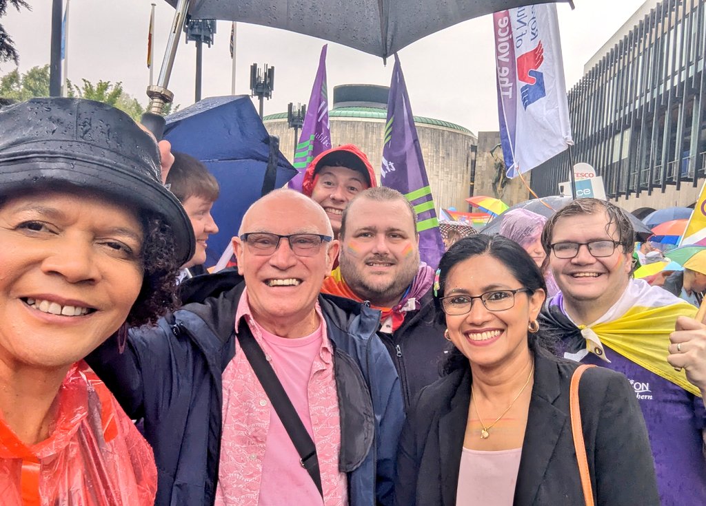 ChiOnwurah's tweet image. Newcastle is known as a party city, rain, snow or shine and #NorthernPride 🏳️🌈 is the best kind of party - open to everyone, free music and dancing, pride in who we are and everyone celebrating the right to love and be who we chose.