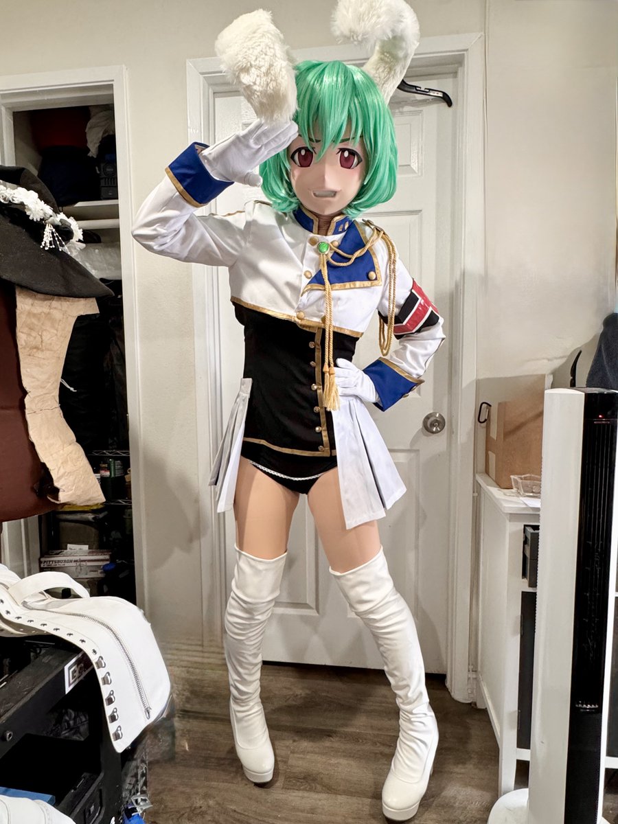 kenco_exe's tweet image. 410 is back! 
Thank you @ZaloraSilver for modifying this cosplay