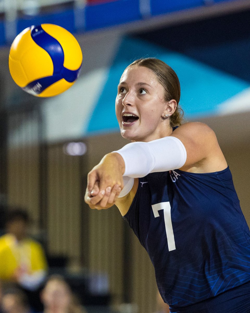 usavolleyball's tweet image. 🇺🇸 Roster drop!
Twelve athletes have been selected to represent the U.S. Women’s U21 National Team at the 2025 Pan American Cup in Costa Rica.
The team opens play July 22 against Canada.
Check it out: go.usav.org/72025womenu21